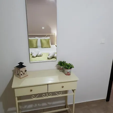 Διαμέρισμα Antigone View *