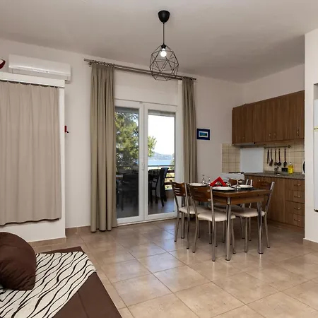Antigone View Apartment *
